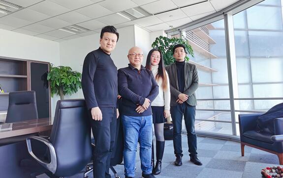 理堅信息集團與美全云坤投資簽署戰略合作