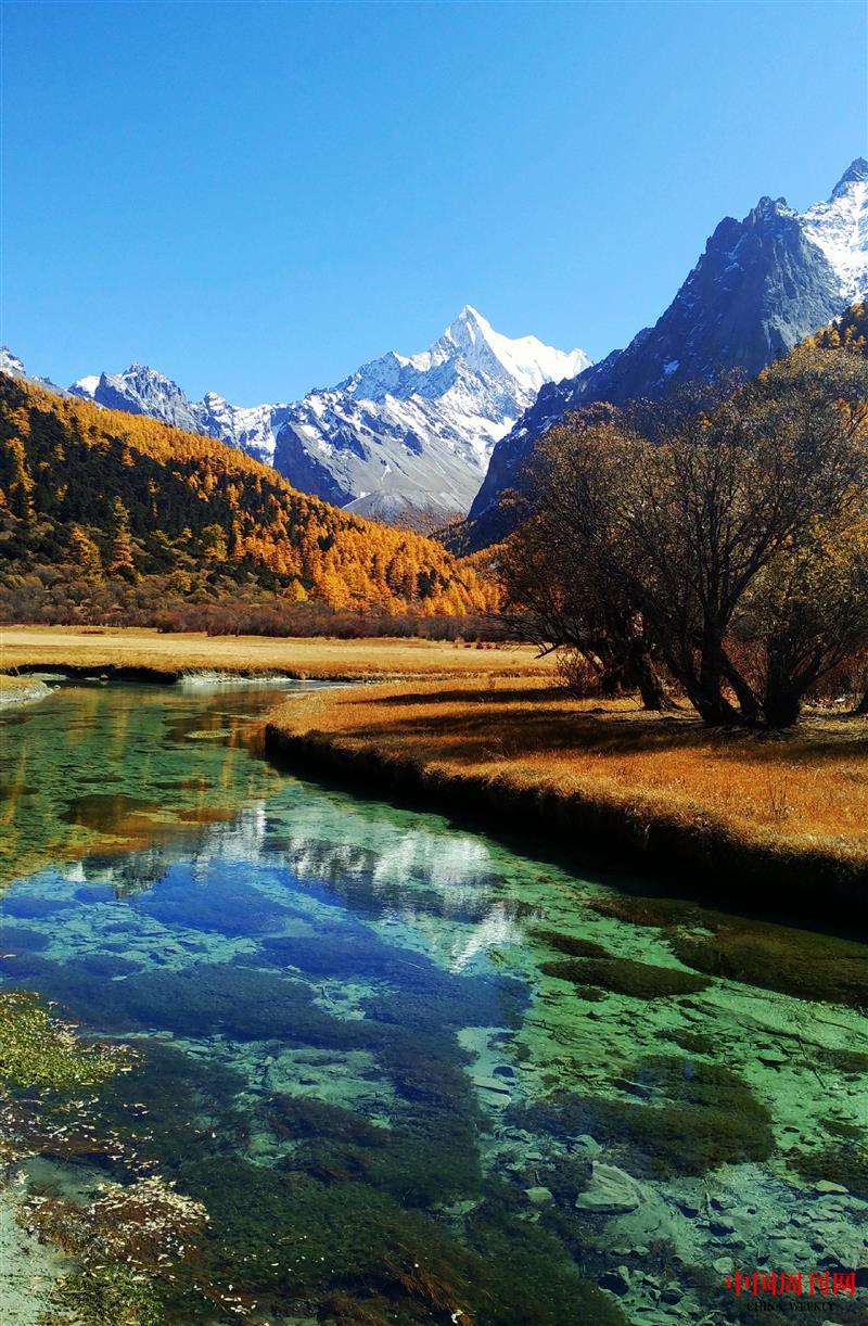 溪水清清.jpg