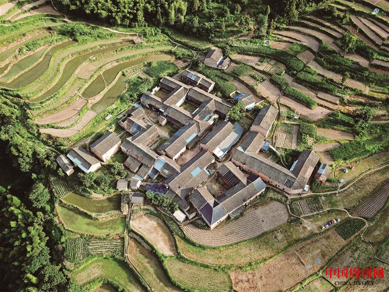 攝圖網_500998705_華東最后的香格里拉臺州公盂村（企業商用）.jpg