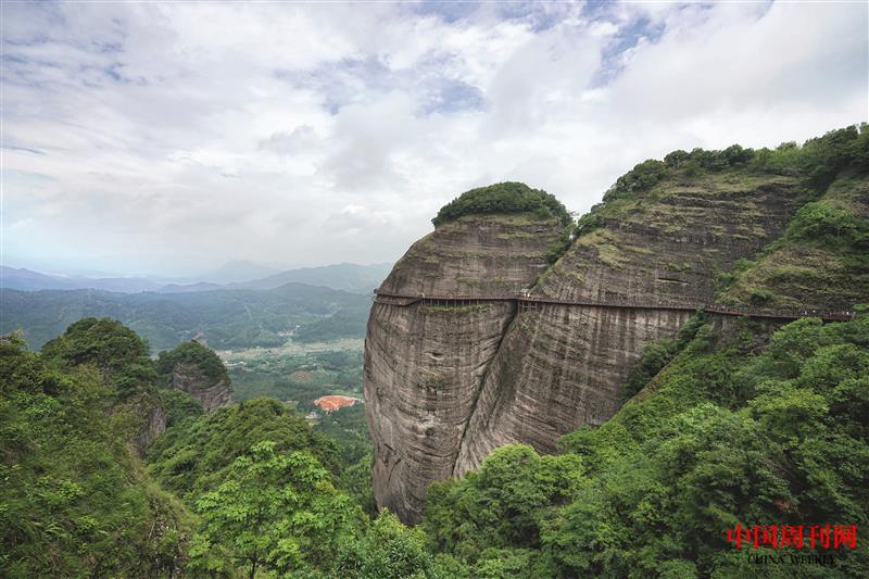 攝圖網_500939280_龍南縣小武當山（企業商用）.jpg