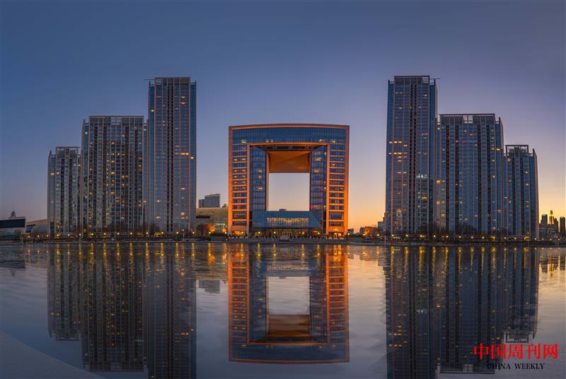 攝圖網_502361753_天津和平路金融中心cbd（企業商用）.jpg