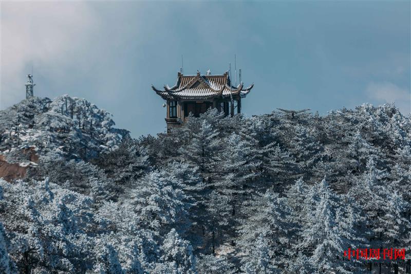 攝圖網_501293537_雪后黃山(企業商用).jpg