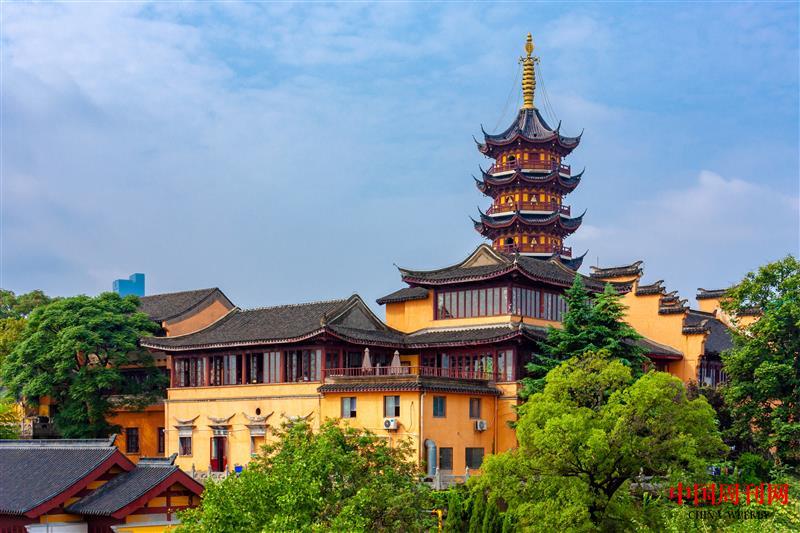 攝圖網_501669590_古雞鳴寺(企業商用).jpg